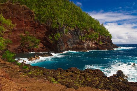 Magnificent Red Sand Beach Maui Hawaii I Like To Waste My Time