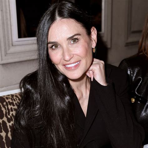 Demi moore looks radiant as she poses in a green 'mama' hoodie. Demi Moore's Hair Transformation From Dark Brown to Bleach ...