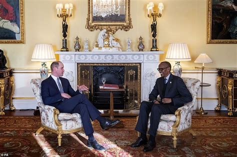 Akut medizinische personallogistik gmbh (oldenburg, germany) business service. Harry flies home to Meghan: Prince misses brother William ...