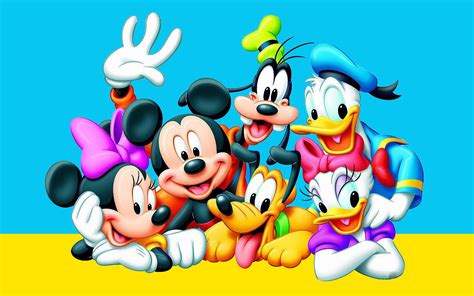 Donald Duck Daisy Duck Mickey Mouse Goofy And Pluto Cartoon Wallpaper