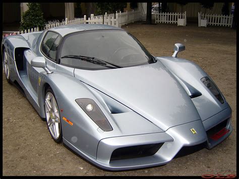 Ferrari Enzo Car Review