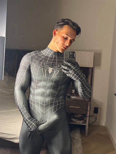 levy van wilgen 328k on twitter rt levysecrets rt if you need saving from this spider man