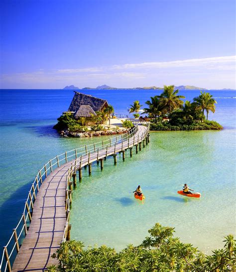 11 Awesome Tropical Islands to Travel Now - Awesome 11