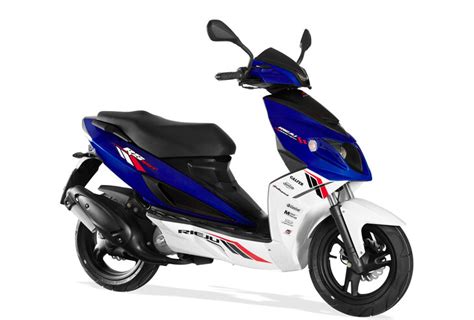 Pr Sentation De La Scooter Rieju Rs Sport