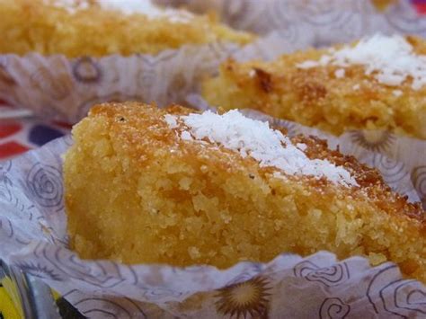 Check spelling or type a new query. Rezept für Bassima - Ägyptischer Kokosnusskuchen mit Grieß ...
