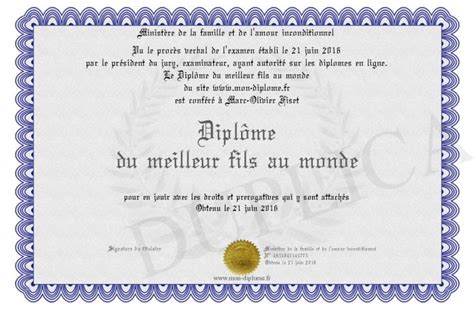 Quelle est la procédure pour obtenir une attestation de réussite directement en ligne ? Diplome gratuit personnaliser | Certificat de mariage, Vie de jeunes, Enterrement de vie de ...