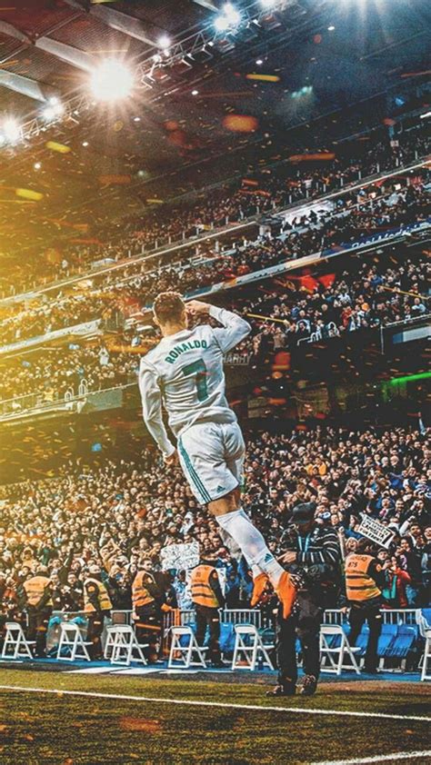 Cristiano Ronaldo Real Madrid 4k 720x1280 Wallpaper