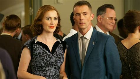 Dominique Mcelligott As Louise Shepard L And Desmond Harrington As