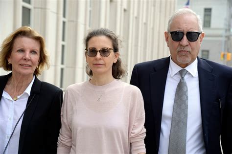 Dos was the part of nxivm that blew it wide open. Caso Nxivm: Clare Bronfman se niega a darle la espalda a ...