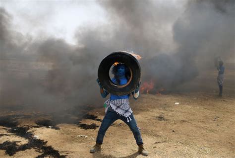 Genç nüfus arasındaki işsizlik ise yüzde 50'yi aşıyor. Gazze'de Avatar'lı protesto | NTV