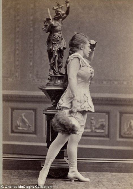Vintage Burlesque Photos From The S Vintage Everyday