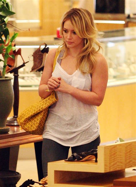 Hilary Duff Shopping Candids In Hollywood 05 Gotceleb