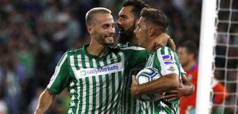 Los blancos stumble to draw as la liga title hopes take a hit the hosts had their chances but failed to take any in what was a disappointing result El Real Betis renueva el patrocinio de la manga de Reale ...
