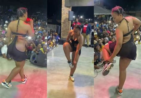 Zodwa Wabantu Takes Panty Off Allows Fans To Dip Their Hands Between Her Thighs Celebrities