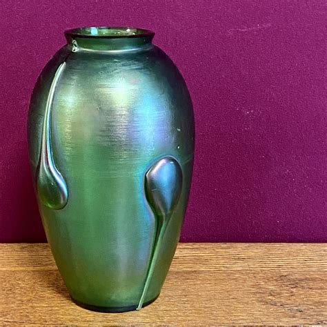 Early 20th Century Loetz Green Iridescent ‘tadpole’ Vase Glass Hemswell Antique Centres