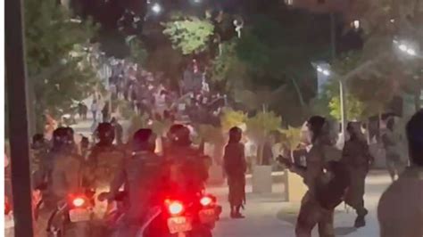 سرکوب تظاهرات ضدحکومتی در ایران؛ دست‌کم ۳۶ معترض کشته شدند Bbc News فارسی