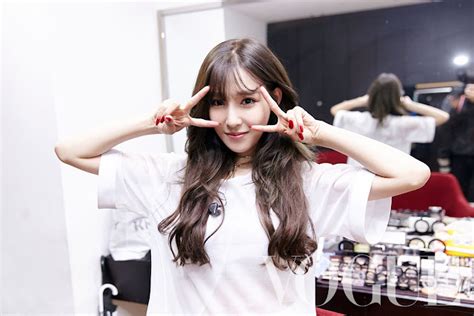 Browse The Pictures From Snsd Tiffany S I Just Wanna Dance Showcase Wonderful Generation