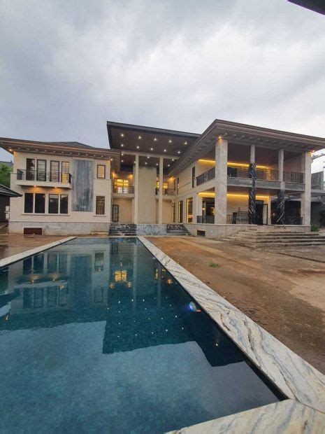 Brand New Luxury House Istana Paso Raya Jaksel Luas Setengah Hektar