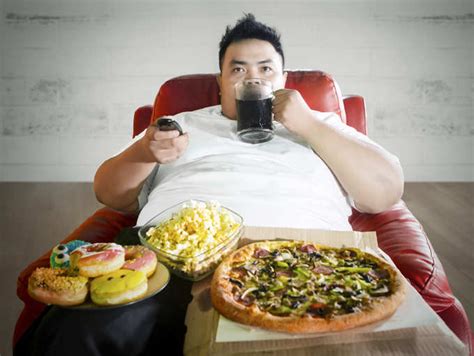Overeating Side Effects What Happens To Your Body When You Eat Too Much