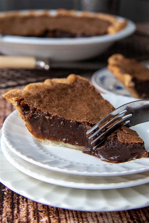 Pour the crumbs into a bowl and stir in melted butter. Best Chocolate Chess Pie Recipe |Southern, Ultra Fudgy ...