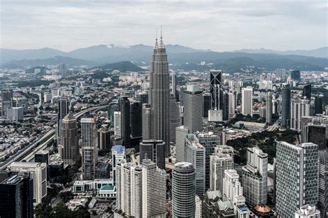 Our average income is around rm 4,000 per month i think and for a family of four living in central malaysia (kuala lumpur, putrajaya, cyberjaya and other developed. What Kind of High-Income Country will Malaysia Become ...