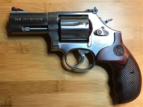 Smith And Wesson Sandw 686 Plus Deluxe 7rd 3in 357 Mag Revolver With