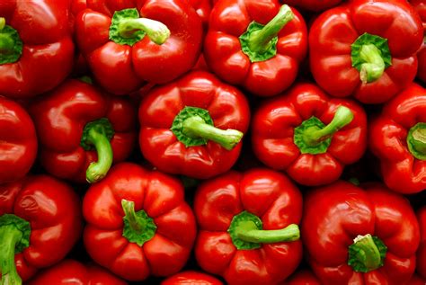 Red Bell Pepper Nutrition Facts And Health Benefits