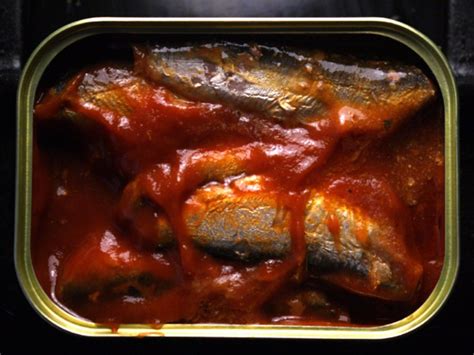 Sardines In Tomato Sauce Nutrition Facts Eat This Much