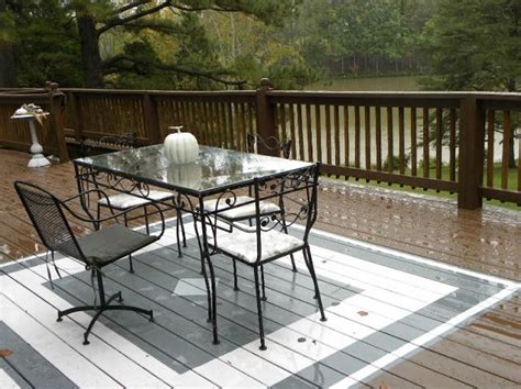 Deck rugs don't require a lot of time or talent. The Vintage Nest: My Painted Faux Porch Rug | Porch rug ...