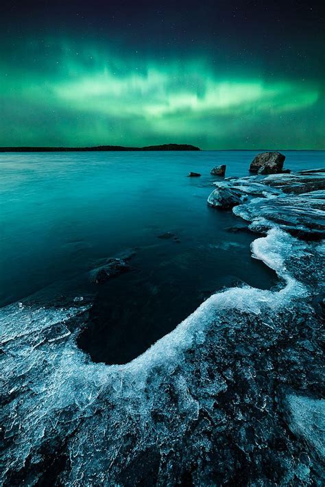 Northern Lights Lake Em 2020