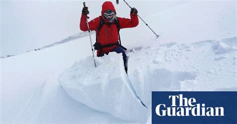 Avalanche Forecasters Work In Blizzard Conditions In Pictures Uk