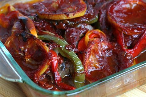 This crockpot pepper steak recipe is delicious! Spanish Steaks | Recipe (With images) | Stuffed peppers ...