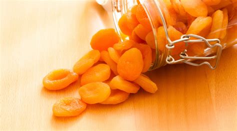 Dried apricots - Amazing health benefits and nutritional facts