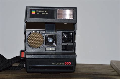 Polaroid Auto Focus 660 Sonar Autofocus 1980s Instant Land Camera