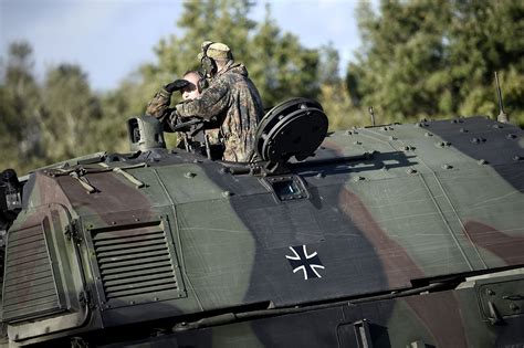 A Nato Versus Eu Defense System German Forces Reignite The Debate