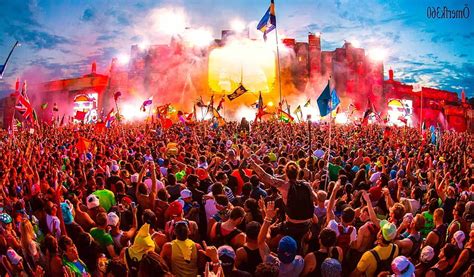 Tomorrowland Music World Place High Resolution Crowd Audience Hd Wallpaper Pxfuel