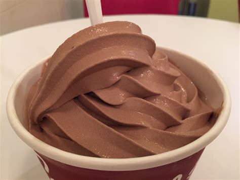 Soft served ice cream in japan. File:2017-09-05 20 16 13 Large serving of chocolate soft ...