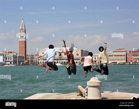 Happy Tourists In Venice Stock Photo Alamy
