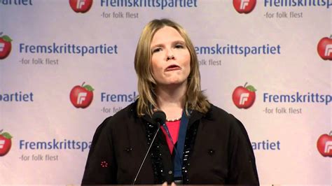 Ia sebelumnya menjabat sebagai menteri lansia dan kesehatan masyarakat norwegia di bawah kepemimpinan perdana menteri erna solberg dari mei sampai desember 2019. Sylvi Listhaug | FrPs Landsmøte 2011 - YouTube