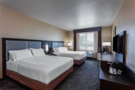 Holiday Inn Express Suites Anaheim Resort Area A B D