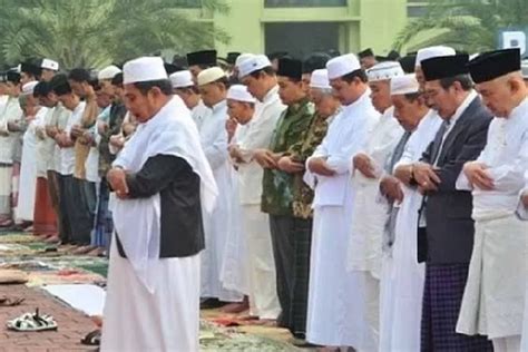 Niat Sholat Idul Adha Untuk Imam Makmum Sendiri Dan Berjamaah Lengkap
