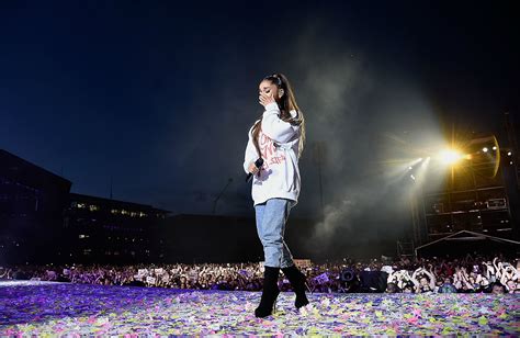 Ariana Grandes One Love Manchester Concert Raises £2 Million For