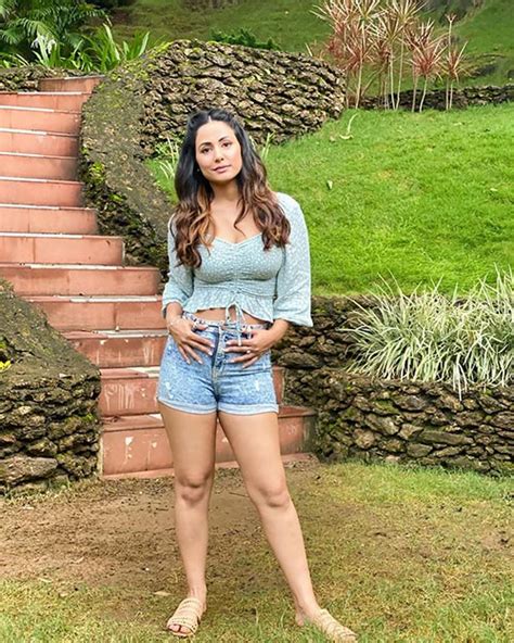 Hina Khan Rocks A Pair Of Denim Shorts And Looks Sexy While Winning