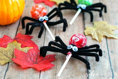 Easy Halloween Craft Tootsie Pop Spiders Shesaved®