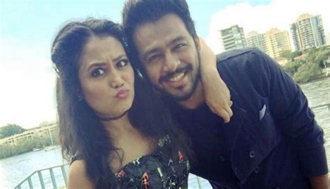 Neha Kakkar Latest Dance Video With Brother Tonny Kakkar Will Blow Your Mind See Viral Video