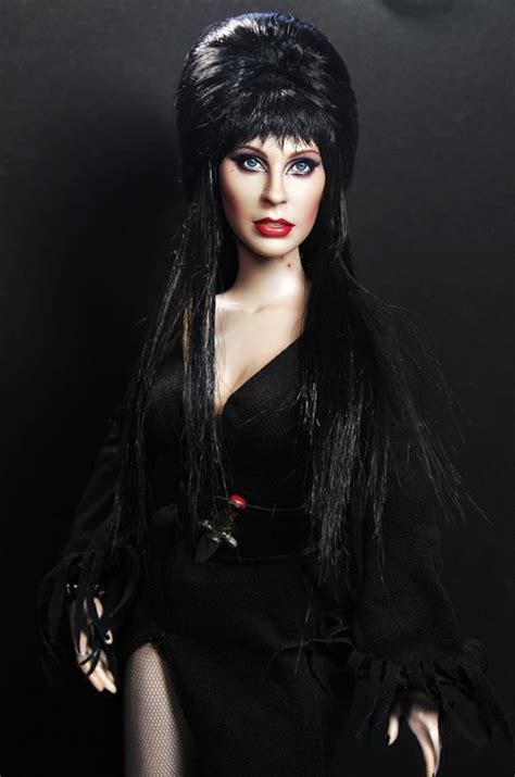 Cassandra Peterson As Elvira Mistress Of The Dark Hollywood
