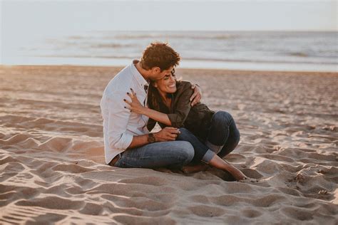 Fotos de pareja en la playa Lucia Alfredo Sesión en la playa