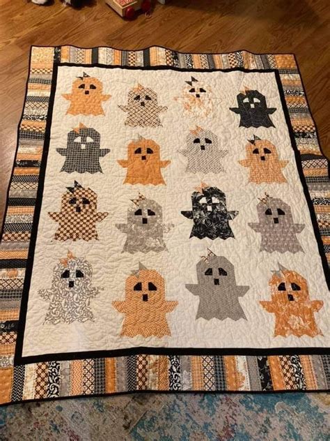 Pin By Marilyn Carlson On Halloween Quilts Halloween Quilts Quilts
