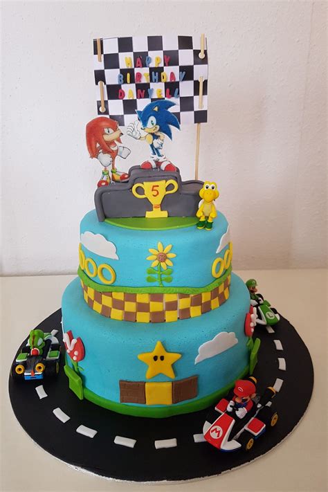 At the end of the game the winner's stars form into a large star causing the cake to light. Sonic/Mario birthday cake / Verjaardagstaart | Sonic cake ...