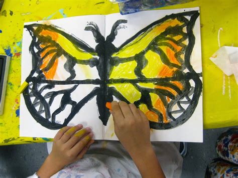 Cassie Stephens In The Art Room 2nd Grade Printed And Chalked Butterflies